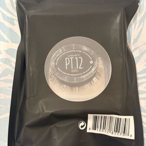 LASHIFY PT.12 Plushy Tame Eyelash Extensions. Plz See full listing details!🩷